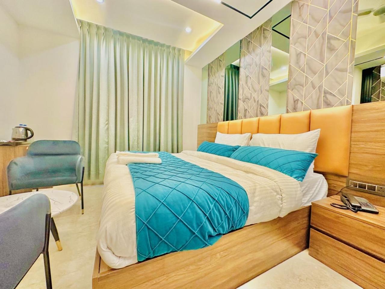 Hotel Hsp Plaza New Delhi Buitenkant foto