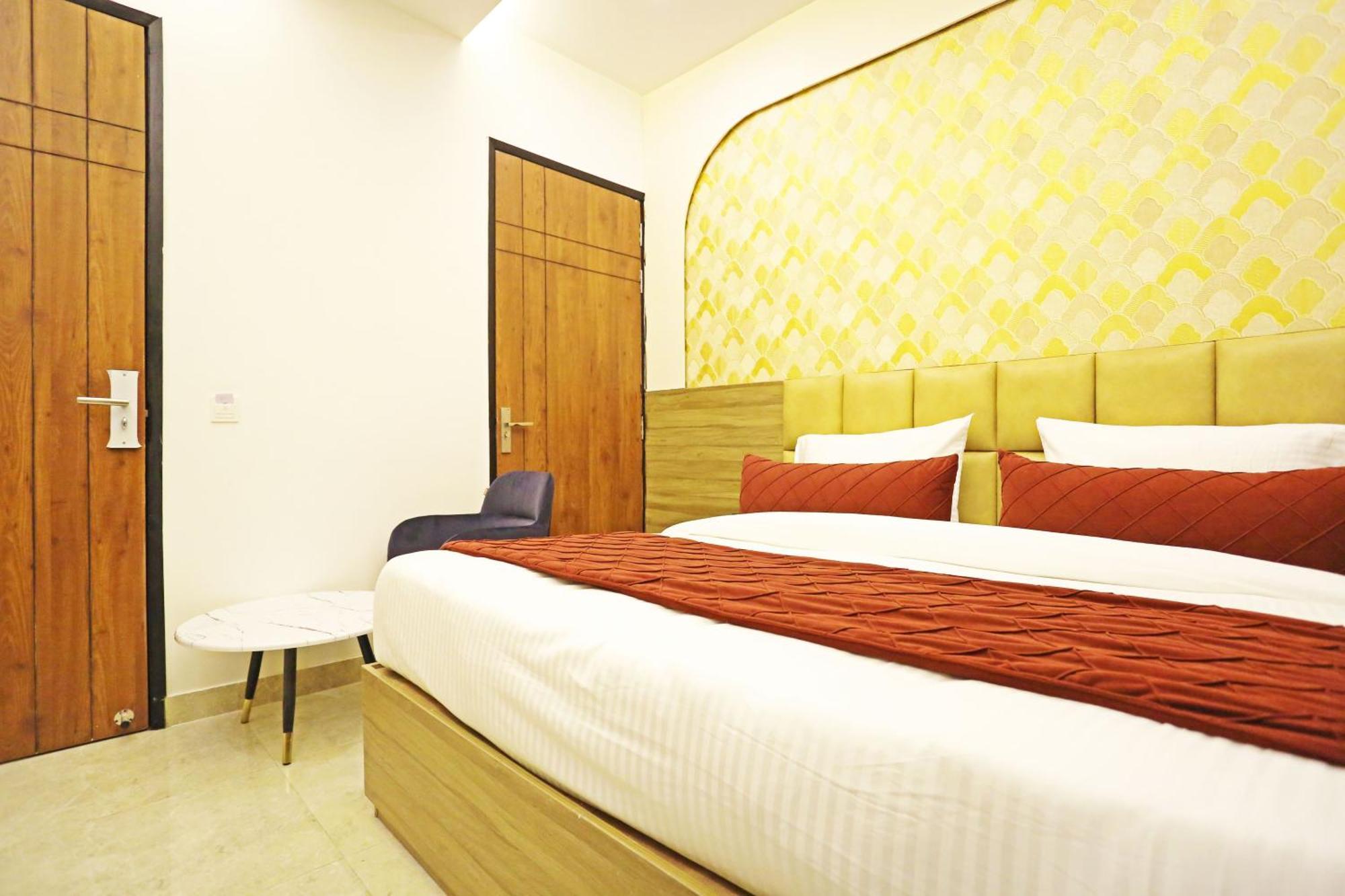 Hotel Hsp Plaza New Delhi Buitenkant foto