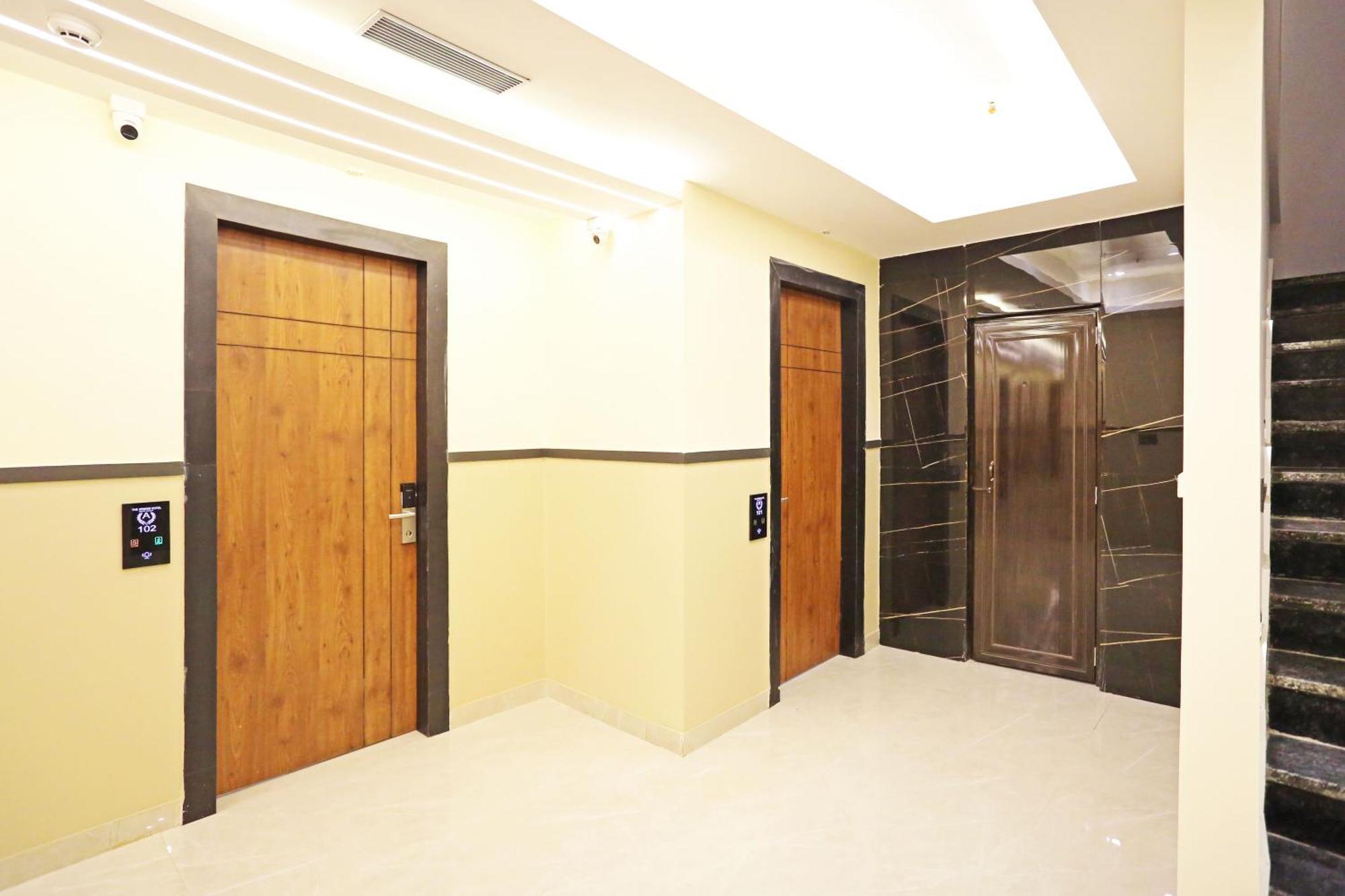 Hotel Hsp Plaza New Delhi Buitenkant foto