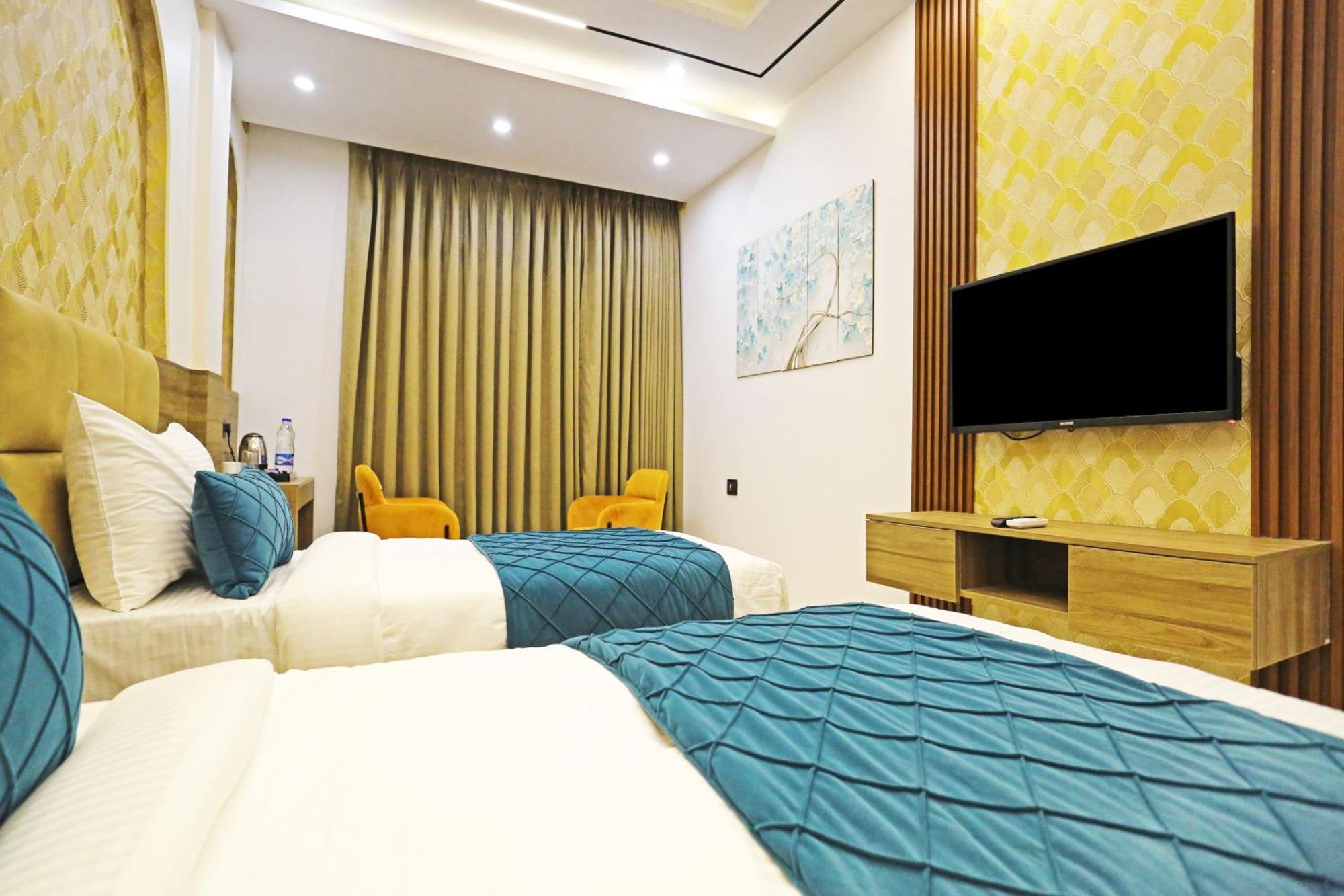 Hotel Hsp Plaza New Delhi Buitenkant foto