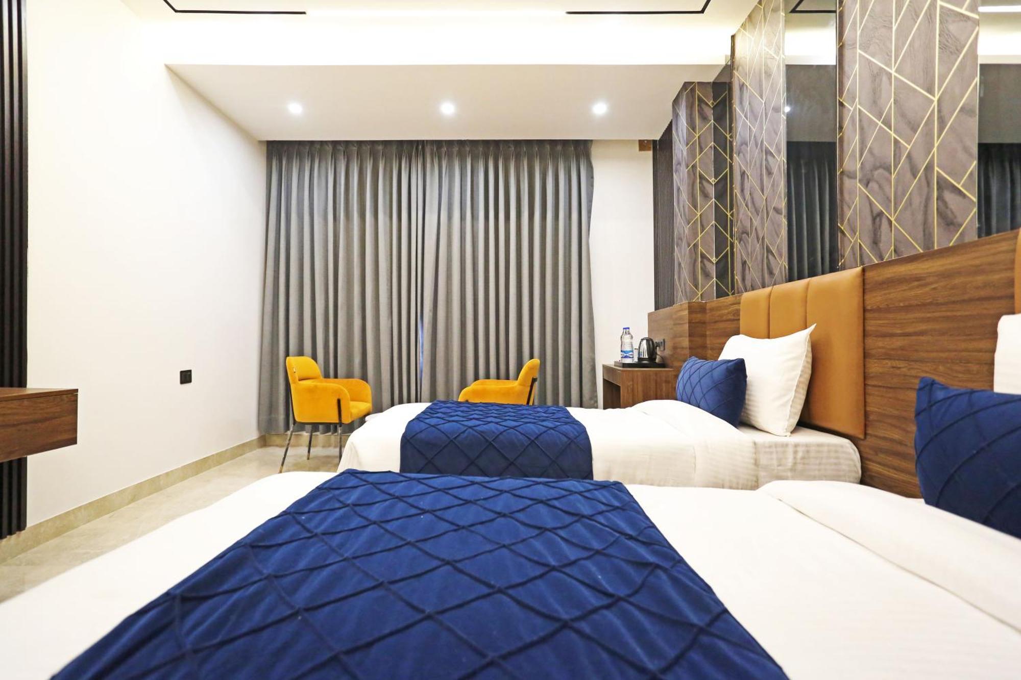Hotel Hsp Plaza New Delhi Buitenkant foto