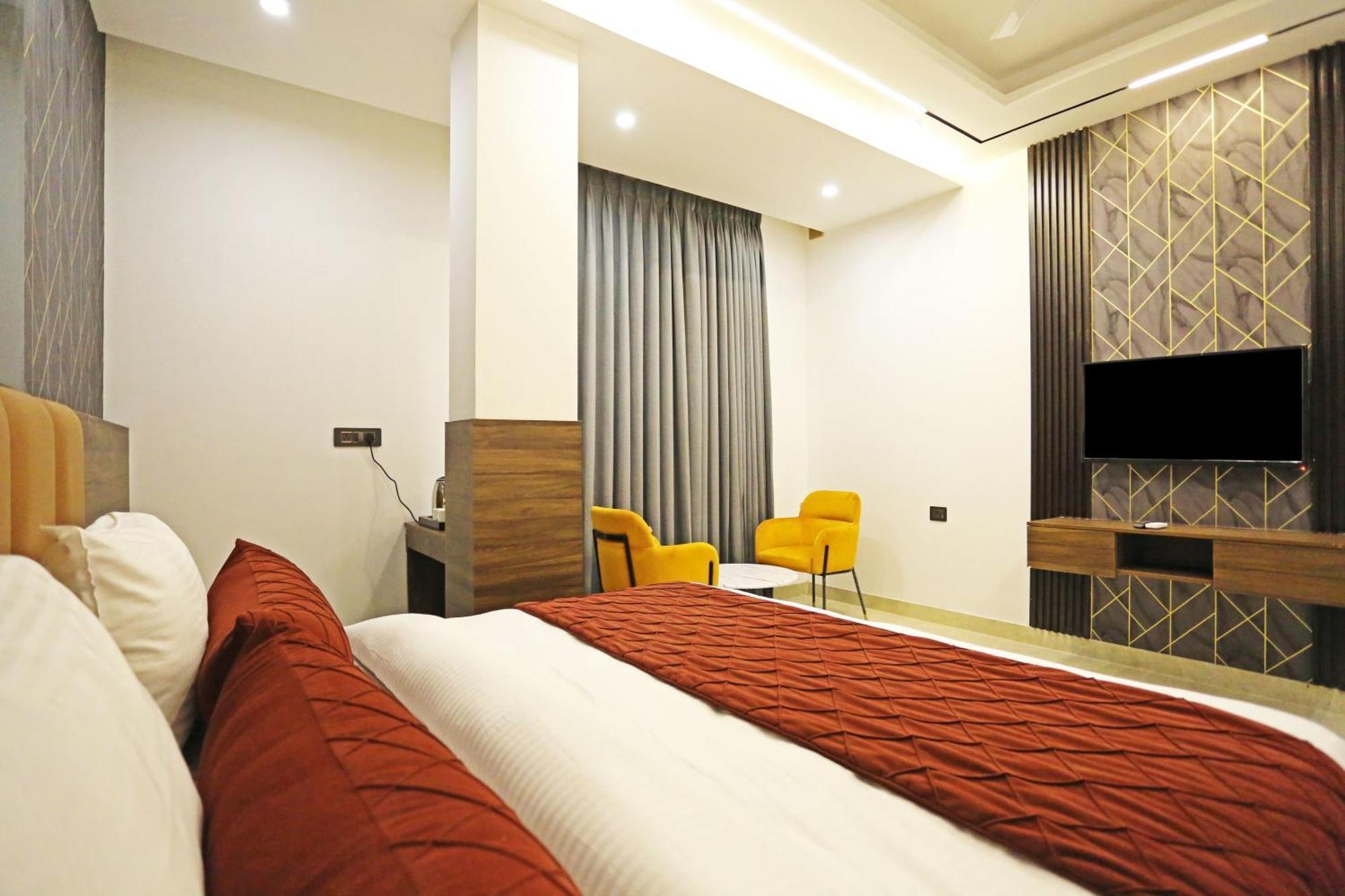Hotel Hsp Plaza New Delhi Buitenkant foto