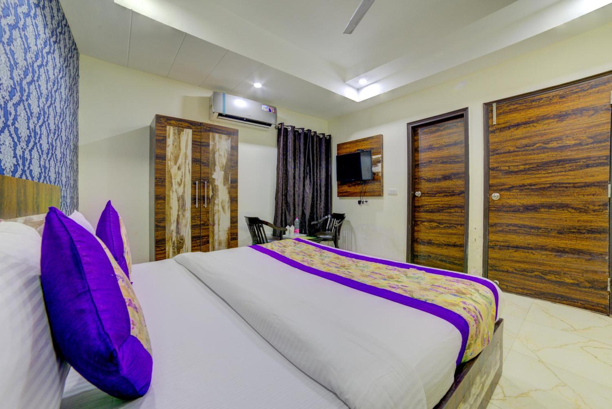 Hotel Hsp Plaza New Delhi Buitenkant foto