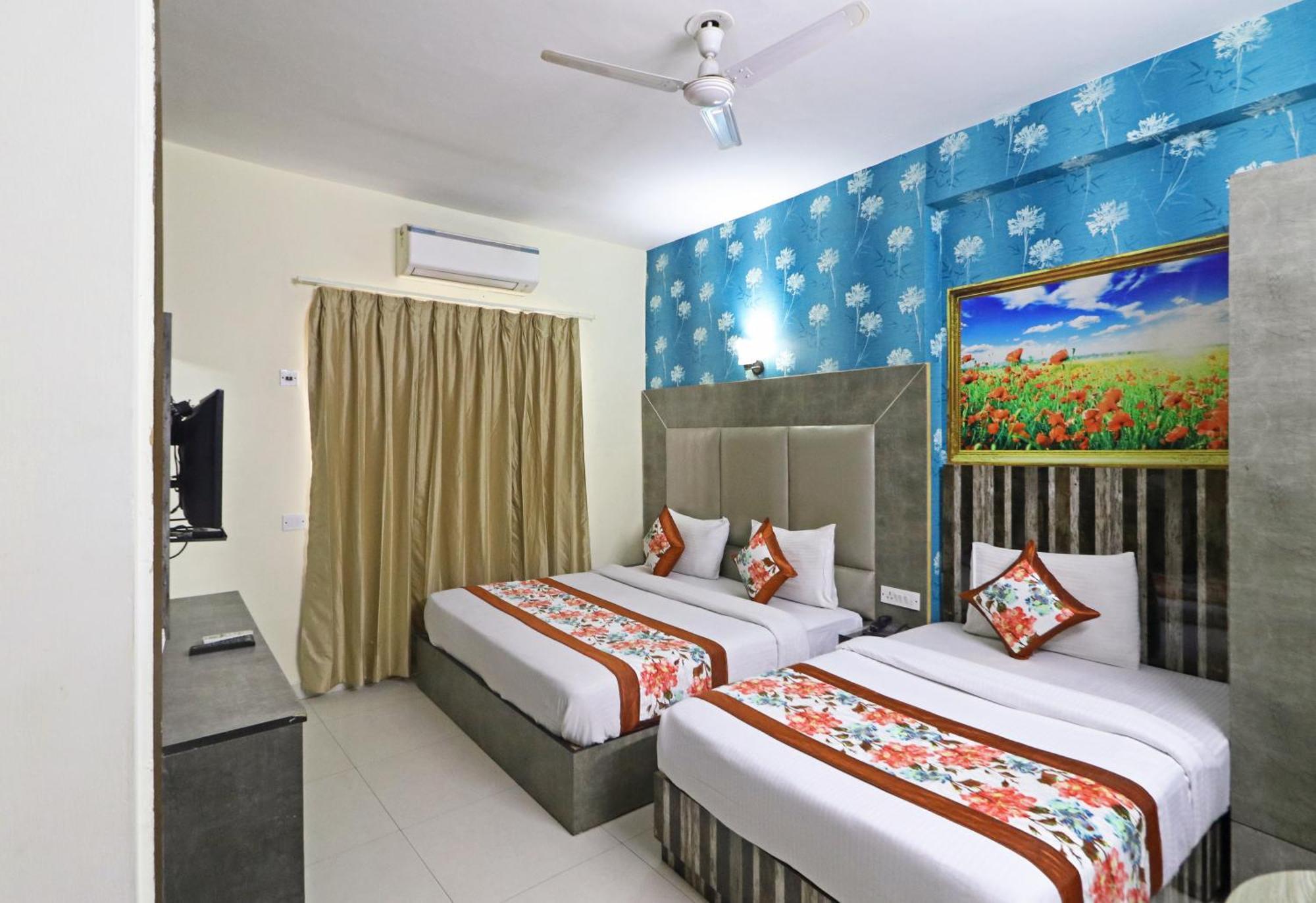 Hotel Hsp Plaza New Delhi Buitenkant foto